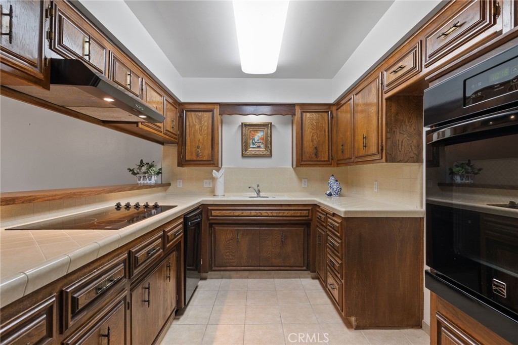 MLS #SR25251420 image #10