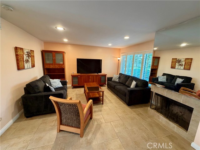 MLS #SR25251518 image #12