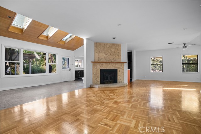 MLS #SR25251570 image #2