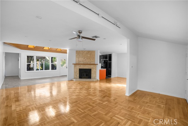 MLS #SR25251570 image #3