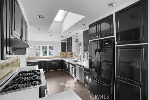 MLS #SR25251570 image #7