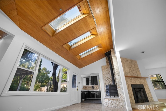 MLS #SR25251570 image #8