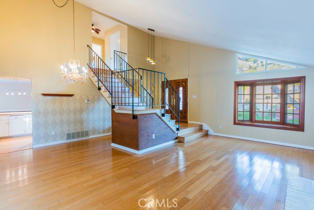 MLS #SR25251781 image #3