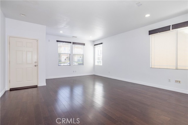 MLS #SR25251912 image #3