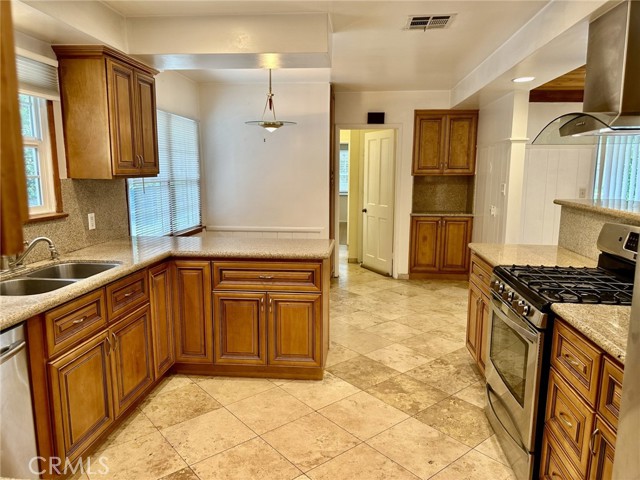 MLS #SR25252108 image #14