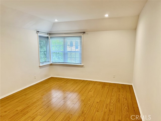 MLS #SR25252108 image #21