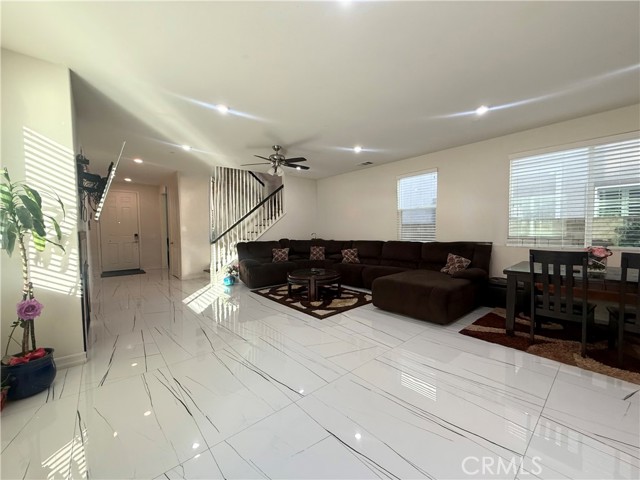 MLS #SR25252253 image #10