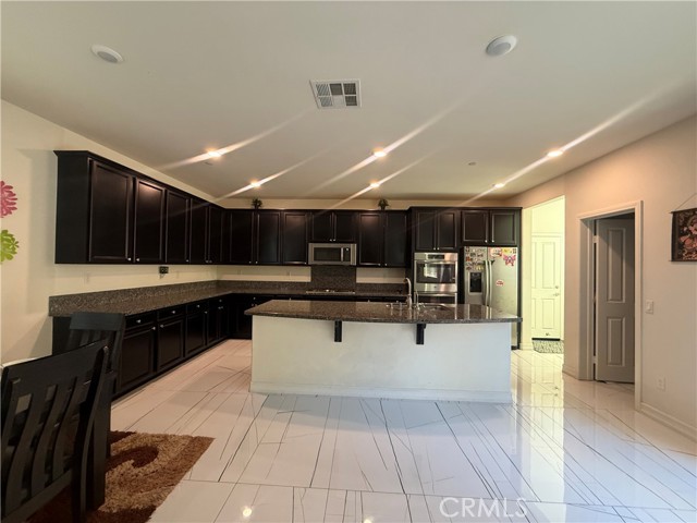 MLS #SR25252253 image #11