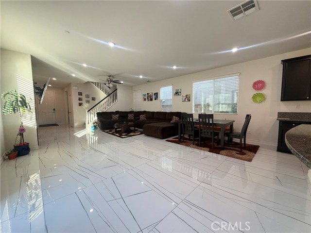 MLS #SR25252253 image #2