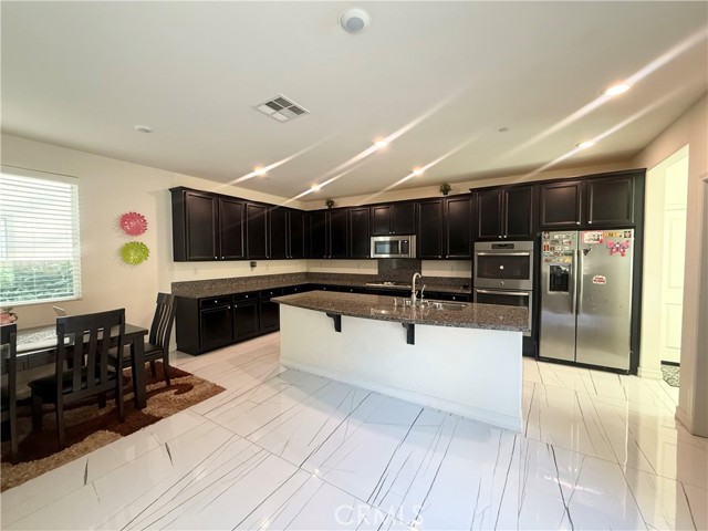 MLS #SR25252253 image #3