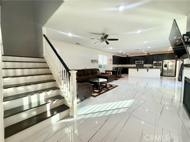 MLS #SR25252253 image #4