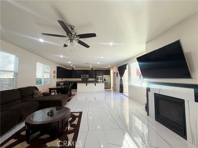 MLS #SR25252253 image #9