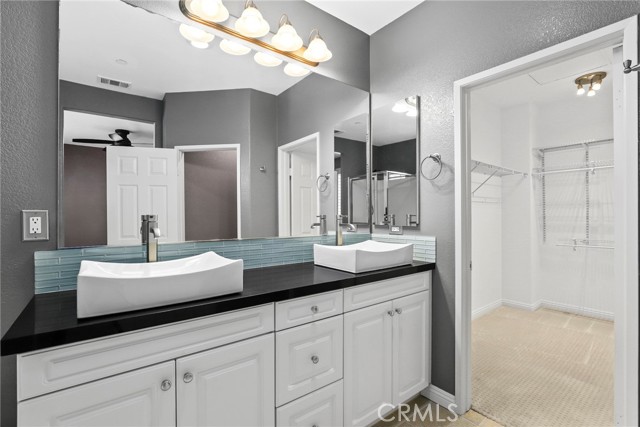 MLS #SR25252372 image #17