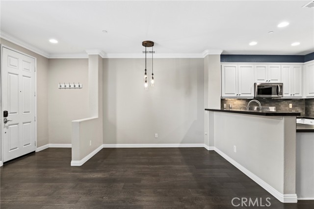 MLS #SR25252372 image #3