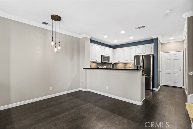 MLS #SR25252372 image #6