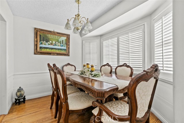 MLS #SR25252570 image #5