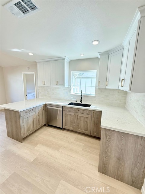 MLS #SR25252667 image #4