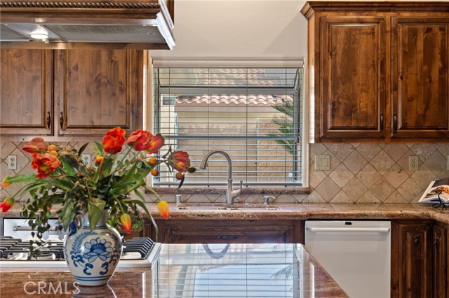 MLS #SR25252693 image #13