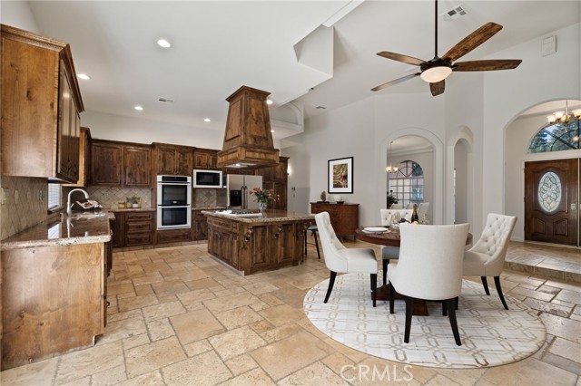 MLS #SR25252693 image #8