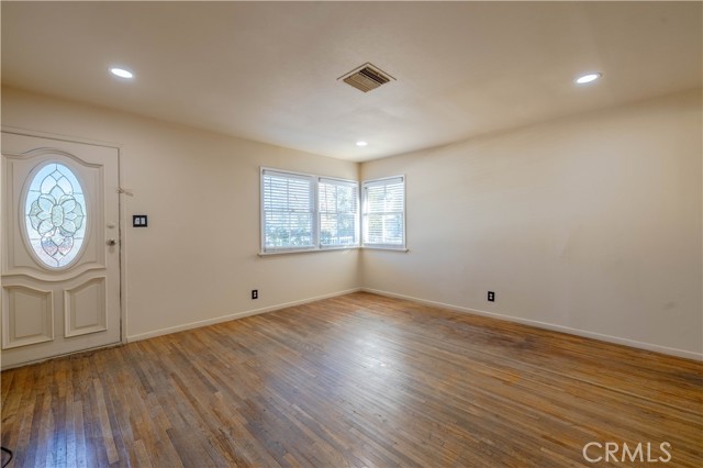 MLS #SR25252726 image #3