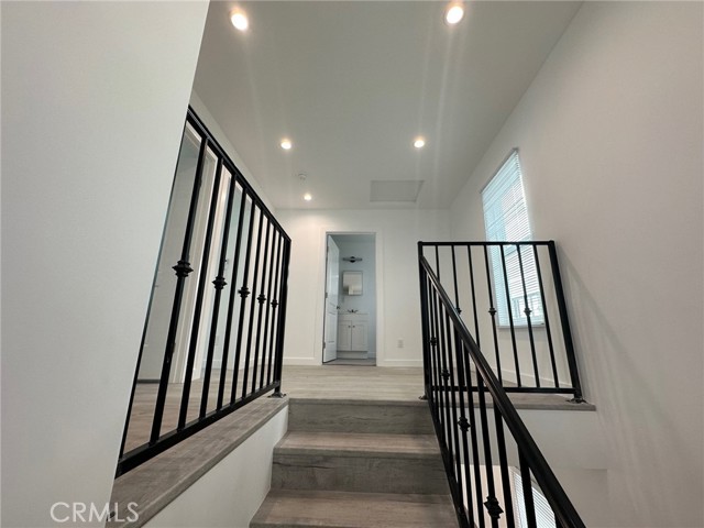 MLS #SR25252752 image #11