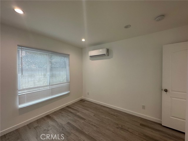 MLS #SR25252752 image #9