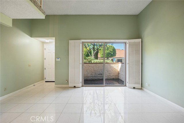 MLS #SR25252771 image #2