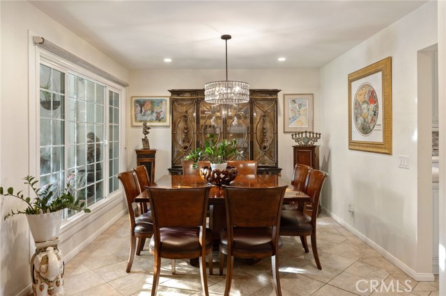 MLS #SR25253066 image #6