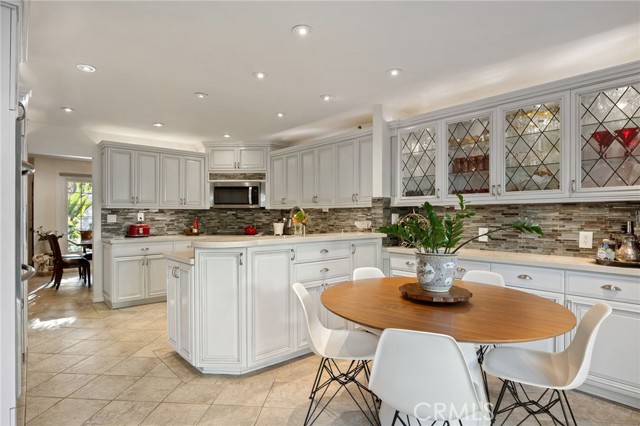 MLS #SR25253066 image #9