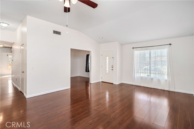 MLS #SR25253092 image #8