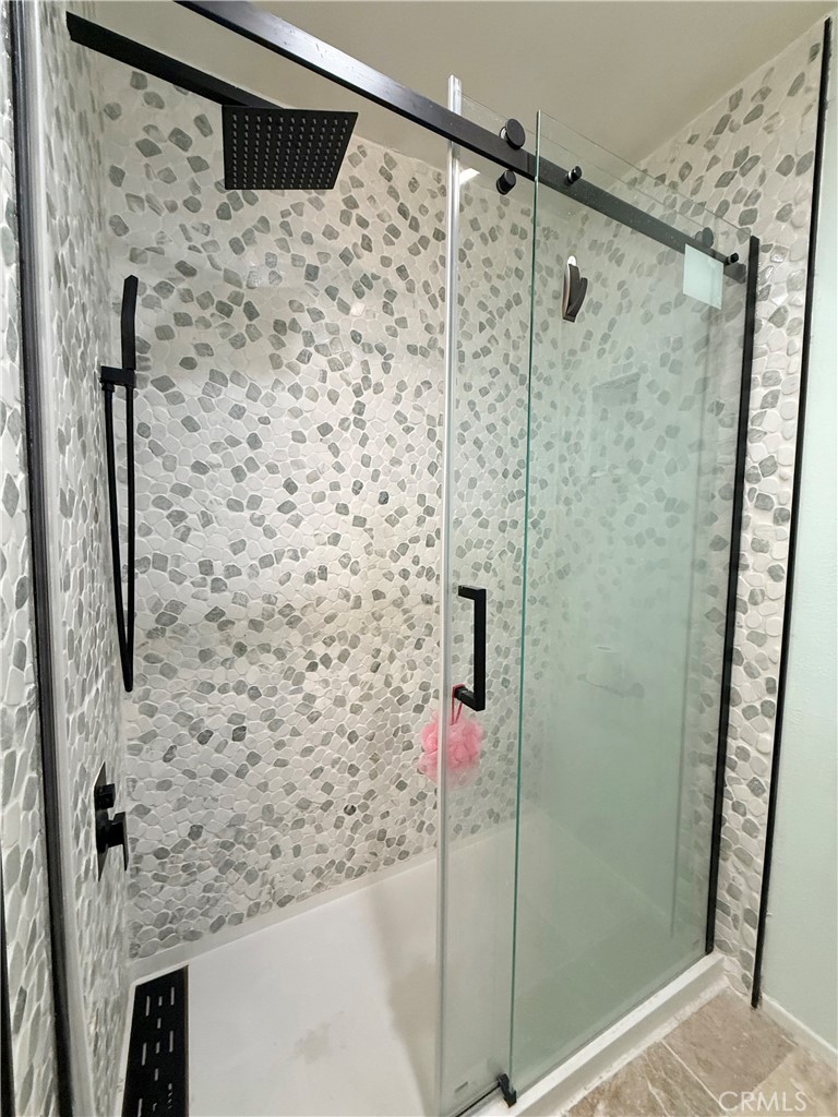 MLS #SR25253120 image #7