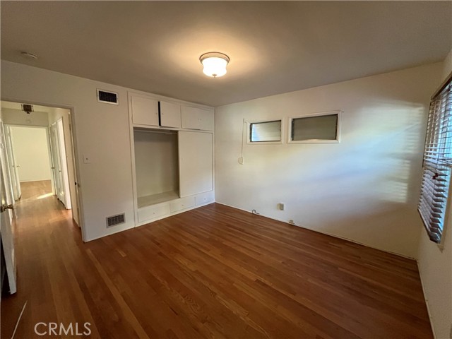 MLS #SR25253161 image #8