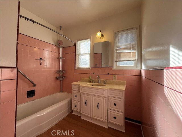 MLS #SR25253161 image #9