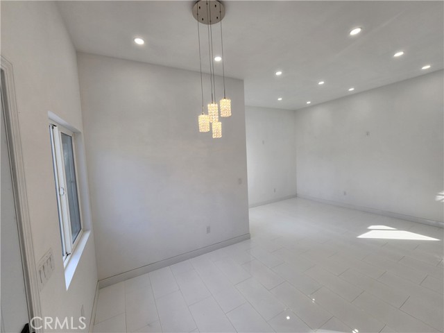 MLS #SR25253218 image #1