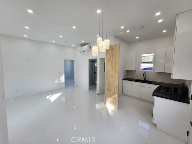 MLS #SR25253218 image #4