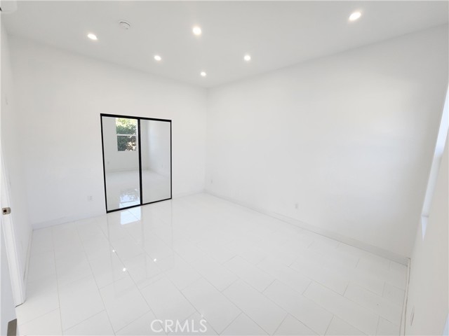 MLS #SR25253218 image #5