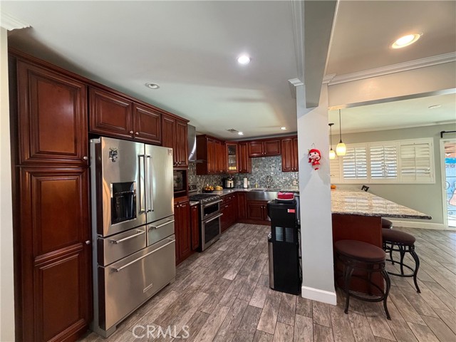 MLS #SR25253221 image #3