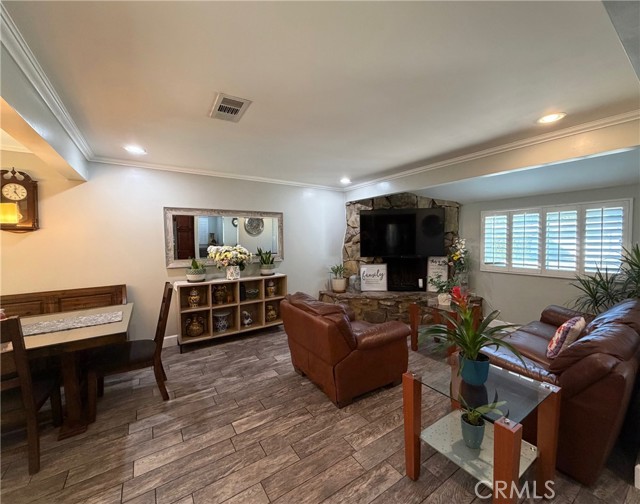 MLS #SR25253221 image #6