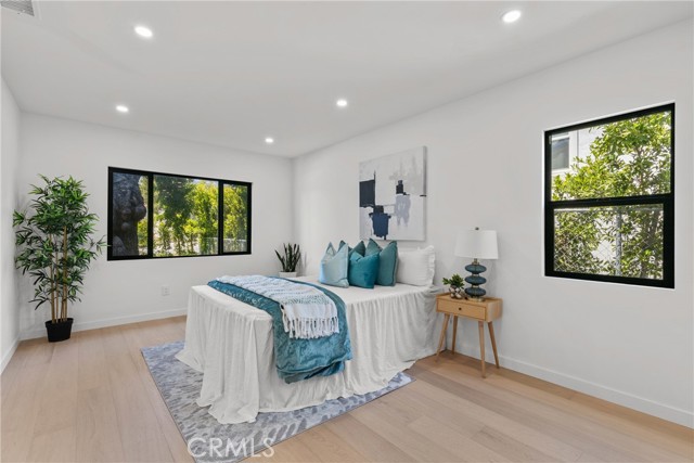 MLS #SR25253248 image #8