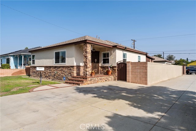 MLS #SR25253339 image #0