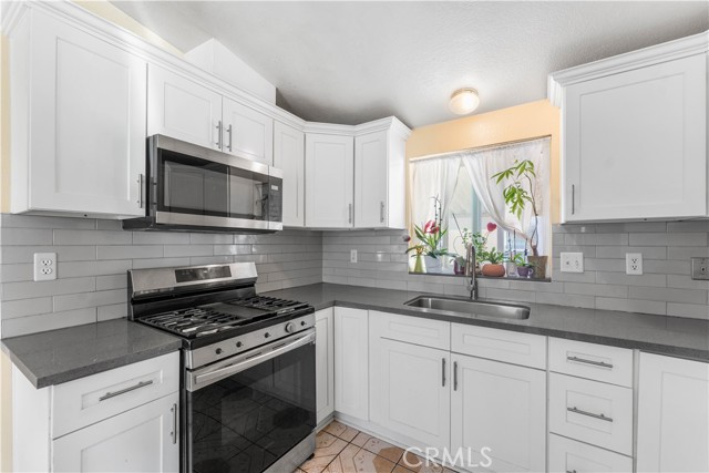 MLS #SR25253391 image #2