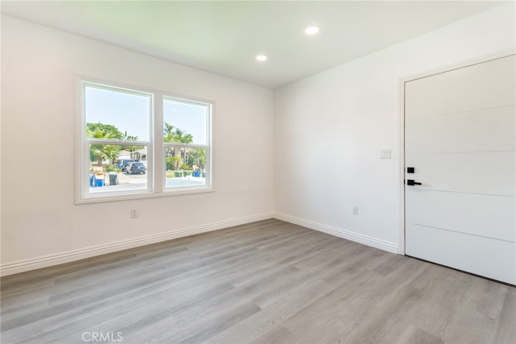 MLS #SR25253488 image #3