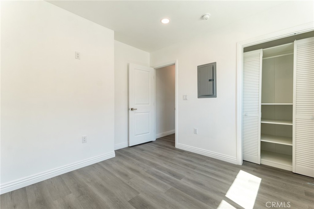 MLS #SR25253488 image #5