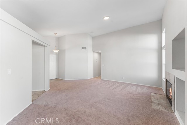 MLS #SR25253655 image #9