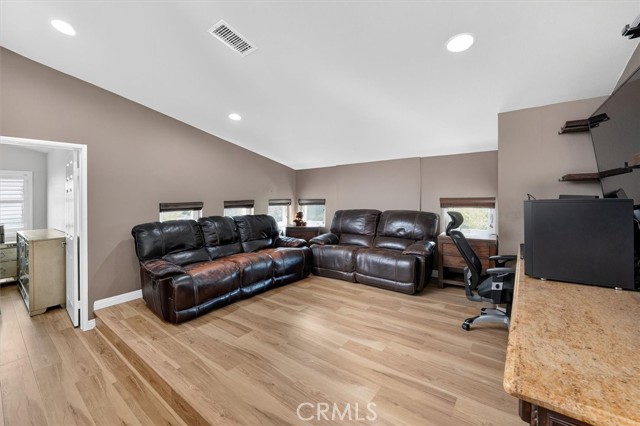 MLS #SR25253826 image #19