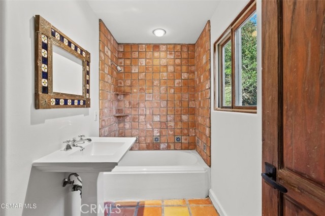 MLS #SR25253846 image #22