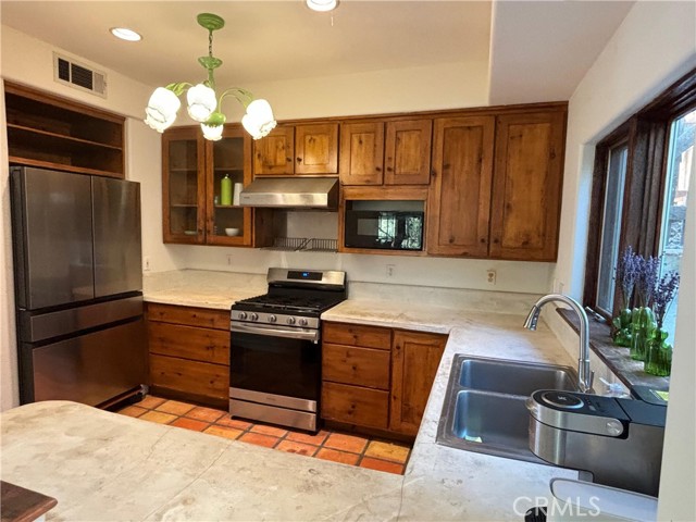 MLS #SR25253846 image #6