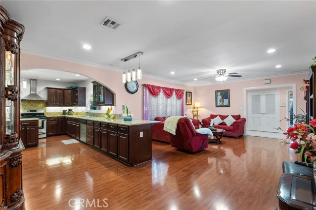 MLS #SR25253887 image #3