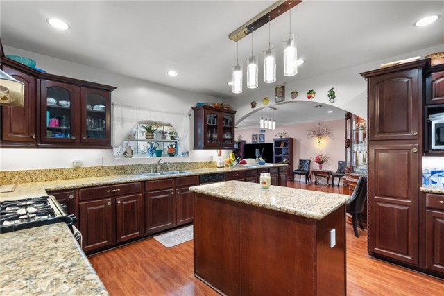 MLS #SR25253887 image #6