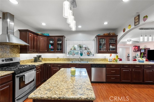 MLS #SR25253887 image #7